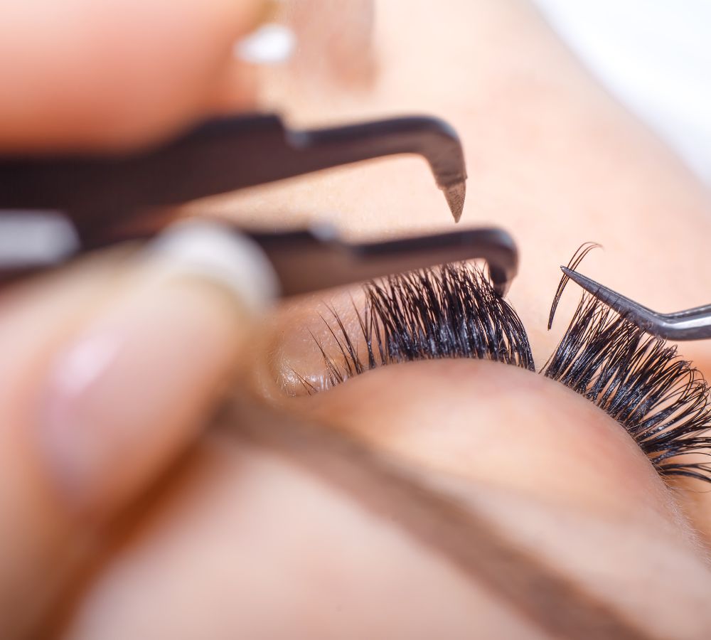 lash extensions experts in Hampshire